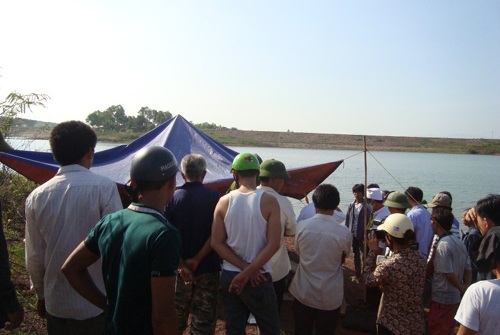 Hiện trường vụ tai nạn thương tâm. (Ảnh: Báo Bắc Giang)