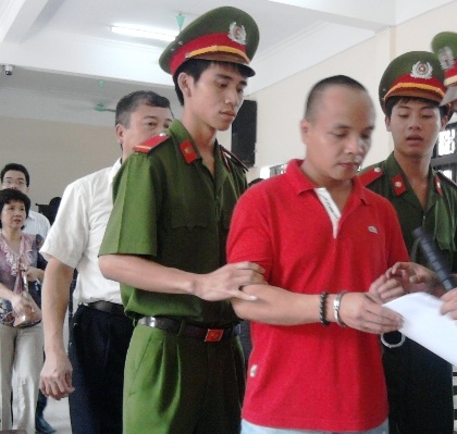 Mới học hết lớp 5 nhưng vị tổng giám đốc đã lừa đảo 22 tỷ đồng.