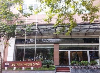 Bị "treo lương" ròng rã hơn 3 năm, hàng chục nhân viên lâm vào cảnh khốn cùng - 2 Tập đoàn Công nghiệp tàu thủy Việt Nam nay đã trở thành Tổng công ty công nghiệp tàu thủy.