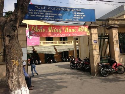 UBND quận Cầu Giấy hồi âm vụ bãi xe chặt chém mọc tại trụ sở các cơ quan quận