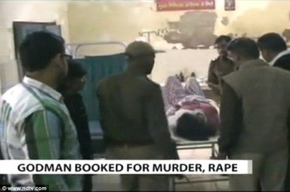 Ấn Độ: Nạn nhân hiếp dâm bị bắn chết tại tòa - 2 Vụ nổ súng xảy ra tại toà án, cô gái chết tại hiện trường trong khi mẹ cô bị trọng thương.