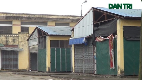 Chợ không có người mua, tiểu thương biến ki ốt thành nhà ở - 4 Biến ki ốt thành nhà cao tầng.