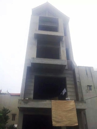 Hà Nội: Xử lý vi phạm xây dựng kiểu để dân xây xong nhà 4 tầng, chính quyền phát lệnh cưỡng chế? - 1 Ngôi nhà 4 tầng của gia đình bà Nguyễn Thị Cẩm Vân đã hoàn thiện.