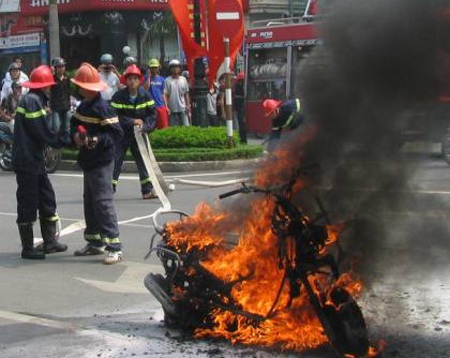 “Cần xét lại kết quả kiểm tra chất lượng xăng, dầu” - 2