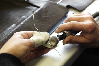 Kính Bentley được làm ra như thế nào?