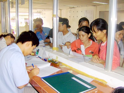 Người thất nghiệp tăng mạnh, doanh nghiệp vẫn thiếu lao động - 1 Người thất nghiệp tăng mạnh, doanh nghiệp vẫn thiếu lao động