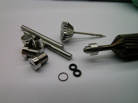 The Picaddily: Cổ điển mà không già cỗi - 5 Kiểu dáng đặc trưng của núm và thân đồng hồ Speake- Marin