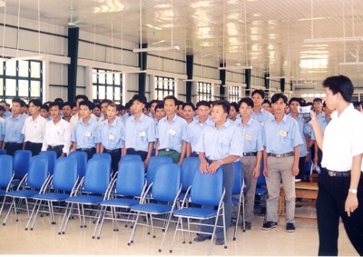 130.000 lao động có việc làm trong tháng đầu năm 2013 - 1 130.000 lao động có việc làm trong tháng đầu năm 2013