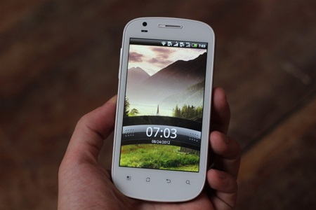 Smartphone ăn theo siêu phẩm điện ảnh Athena - 1 Smartphone ăn theo siêu phẩm điện ảnh Athena