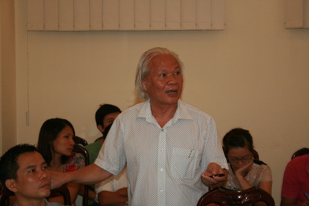 “Người dân có thể phải trả giá ghê gớm vì thủy điện Sông Tranh” - 1 GS.TS Cao Đình Triều khẳng
định: Động đất ở Sông Tranh 2 là “hiện tượng đặc biệt”