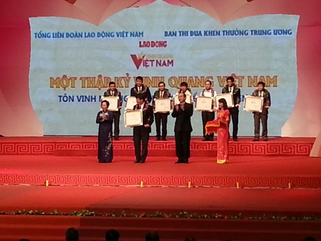 Vinh quang Việt Nam tôn vinh 26 cá nhân, tập thể xuất sắc - 2 26 tập thể, cá nhân được tôn vinh tại chương trình Vinh Quang Việt Nam. (Ảnh: T Trầm)