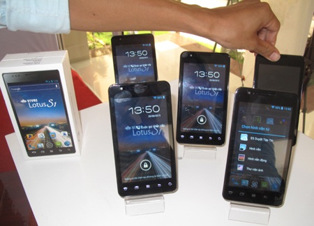 Lần đầu tiên ra mắt smartphone do Việt Nam sản xuất - 4 Lần đầu tiên ra mắt smartphone do Việt Nam sản xuất