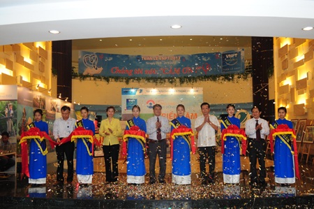 Nhiều hoạt động trong tuần lễ VNPT Week 2013