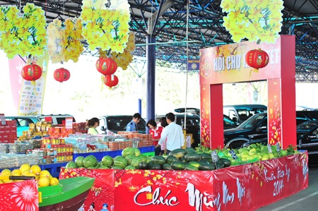Rộn rã chợ Tết trong siêu thị Metro - 2 Đ