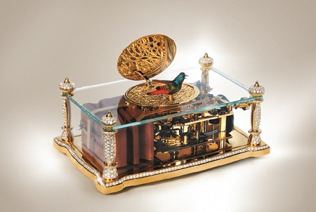 Nữ Hoàng Anh Elizabeth II trong một dịp kỷ niệm trọng đại.