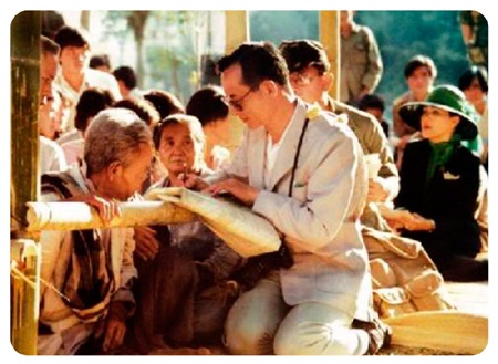 Nữ Hoàng Anh Elizabeth II trong một dịp kỷ niệm trọng đại.