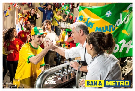 Mùa World Cup: Siêu thị biến thành sân vận động - 2 Mùa World Cup: Siêu thị biến thành sân vận động