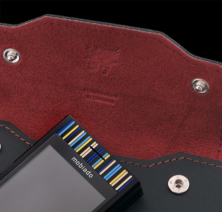 Bao da điện thoại của Mobiado được