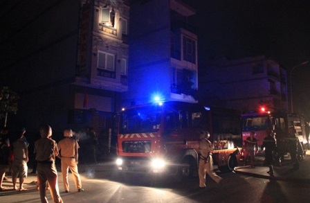 Hiện trường vụ cháy khách sạn Gia Phú trên địa bàn phường Linh Tây, quận Thủ Đức, TPHCM