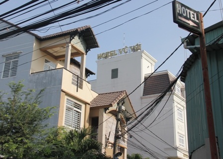 Khách sạn Vũ Với, nơi xảy ra vụ giết người, cướp tài sản