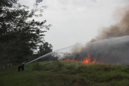 Lực lượng cảnh sát PCCC huyện Nhà Bè...