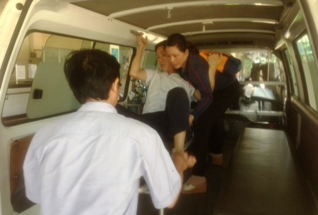 Vụ vỡ thận vì lọt hố công trình: Phạt đơn vi thi công 25 triệu đồng - 3 Anh Cường thời điểm cấp cứu tại BVĐK khu vực Thủ Đức với thương tích nặng.