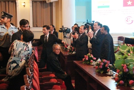 Tổng thống Ấn Độ trân trọng tình cảm nồng nhiệt của người dân TPHCM dành cho đoàn.