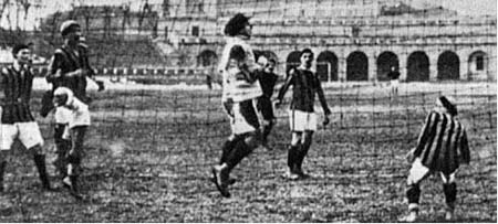 Derby Milan qua những bức ảnh đen trắng - 2