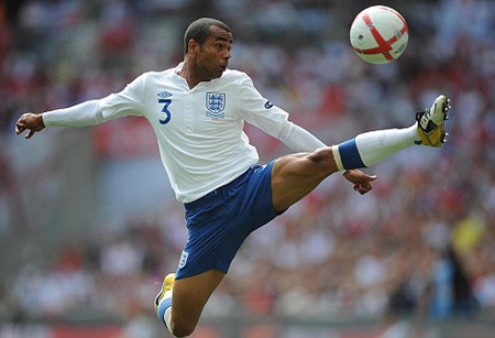 Những ứng cử viên thay thế Terry đeo băng đội trưởng Tam Sư - 4 Những ứng cử viên thay thế Terry đeo băng đội trưởng Tam Sư - 4