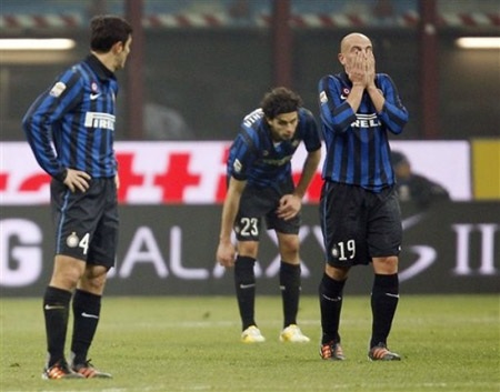 Thua nhục nhã trước Bologna, Inter chìm sâu vào khủng hoảng - 2