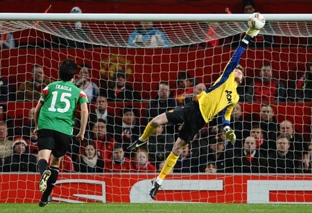 Thủ thành De Gea: Rũ bùn đứng dậy… - 2 Thủ thành De Gea: Rũ bùn đứng dậy…