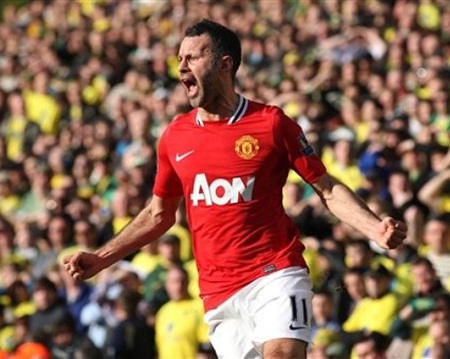 Ferguson: “Sẽ chẳng ai phá nổi kỷ lục của Giggs” - 1 Ferguson: “Sẽ chẳng ai phá nổi kỷ lục của Giggs” - 1