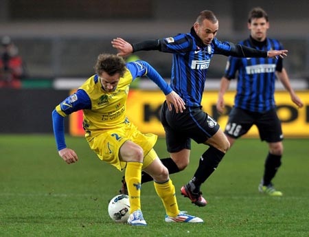 Inter mừng sinh nhật bằng chiến thắng nhẹ nhàng trước Chievo