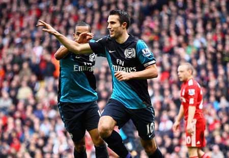 Van Persie: Hãy gọi anh là “siêu Persie” - 1 Van Persie: Hãy gọi anh là “siêu Persie”