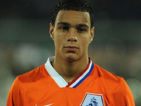 Chi 32 triệu euro, Chelsea chuẩn bị đón “ngôi sao” Hà Lan - 1 Chi 32 triệu euro, Chelsea chuẩn bị đón “ngôi sao” Hà Lan - 1