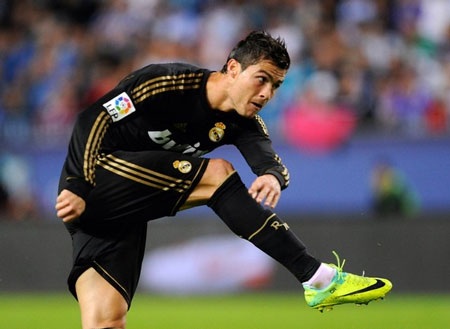 Real Madrid - Villarreal: “Tàu ngầm vàng” sẽ lặn tới đâu - 3