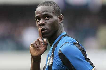 Tuổi thơ ốm yếu và khát khao vươn lên của Balotelli - 2 Tuổi thơ ốm yếu và khát khao vươn lên của Balotelli - 2