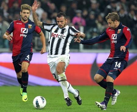 Matri lập cú đúp, Juventus vẫn “đánh rơi” 3 điểm trước Genoa - 1 Matri lập cú đúp, Juventus vẫn “đánh rơi” 3 điểm trước Genoa - 1