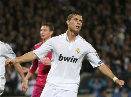 C. Ronaldo và cột mốc 100 bàn đáng nhớ cho Real Madrid - 1 C. Ronaldo và cột mốc 100 bàn đáng nhớ cho Real Madrid - 1