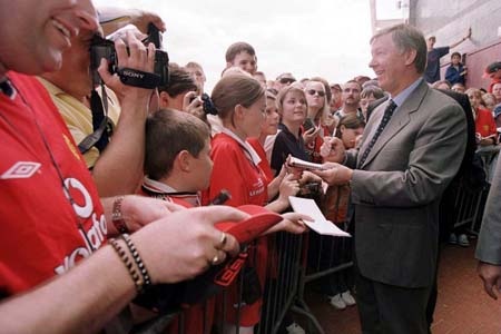 Chùm ảnh: Những khoảnh khắc đáng nhớ nhất của Sir Alex 25 năm qua - 13 Chùm ảnh: Những khoảnh khắc đáng nhớ nhất của Sir Alex 25 năm qua - 13