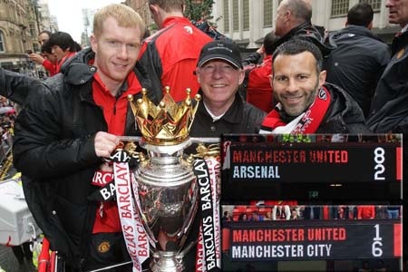 Chùm ảnh: Những khoảnh khắc đáng nhớ nhất của Sir Alex 25 năm qua - 23 Chùm ảnh: Những khoảnh khắc đáng nhớ nhất của Sir Alex 25 năm qua - 23