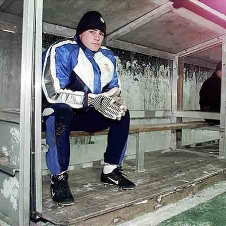 Chùm ảnh: Tuổi thơ của cầu thủ Real Madrid - 13