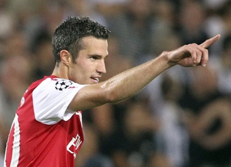 Van Persie: Kẻ thách thức đáng gờm của Messi, Ronaldo - 2 Van Persie: Kẻ thách thức đáng gờm của Messi, Ronaldo - 2