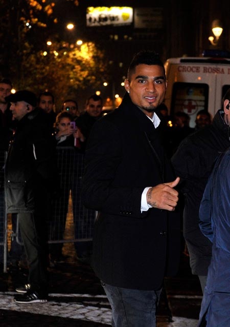 Dàn sao AC Milan đón tiệc Giáng Sinh sớm - 11 Dàn sao AC Milan đón tiệc Giáng Sinh sớm - 11