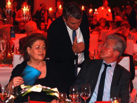 Buổi tiệc ăn mừng buồn thảm của Bayern Munich