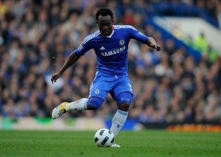 Real Madrid bất ngờ “thu nạp” Essien - 1 Essien bất ngờ cập bến Real Madrid