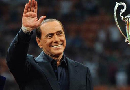 AC Milan sắp về tay thành viên của Hoàng gia Qatar - 1 Trong khó khăn, Berlusconi buộc phải bán đi AC Milan