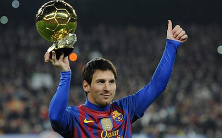 La Liga áp đảo danh sách 23 ứng cử viên QBV 2012 - 1 Messi độc chiếm danh hiệu Quả bóng vàng FIFA trong 3 năm liên tiếp