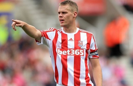 Rio Ferdinand tiếp tục bị đội tuyển Anh bỏ rơi - 1 Ryan Shawcross được triệu tập lên tuyển thay thế Rio Ferdinand