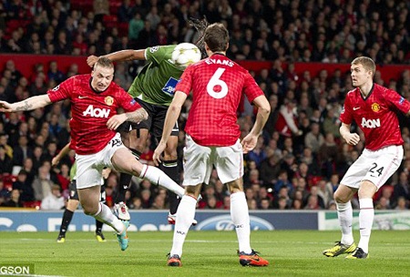Sơ đồ kim cương - “Chìa khóa” thắng lợi của Alex Ferguson? - 1 Sơ đồ kim cương đã thất bại trong trận đấu với Braga